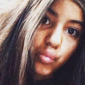 Meet your Posher, Bella